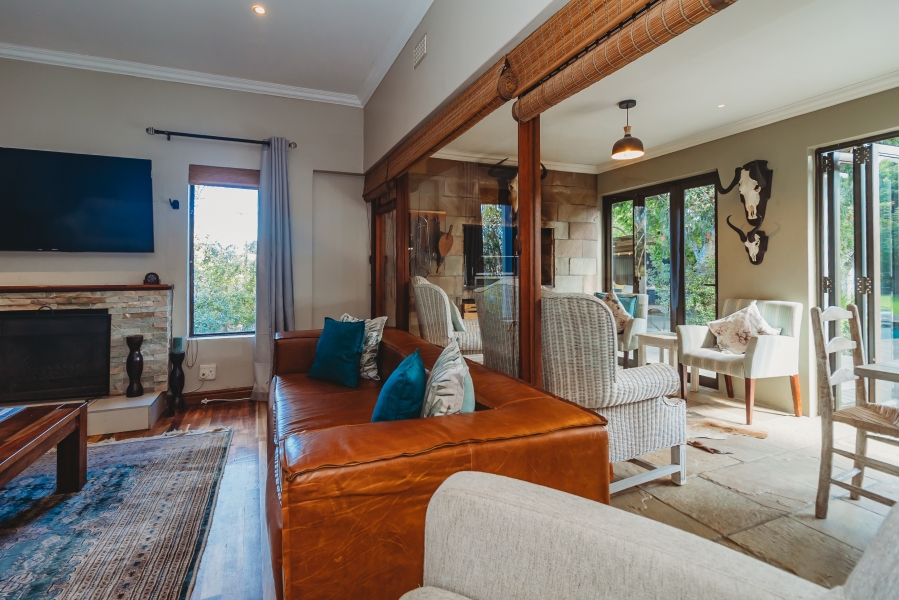 4 Bedroom Property for Sale in Heatherlands Western Cape